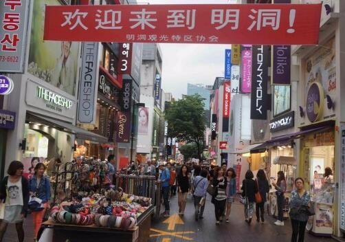 中国游客赴韩人数减少，却依旧对韩货情有独钟？网友：没骨气