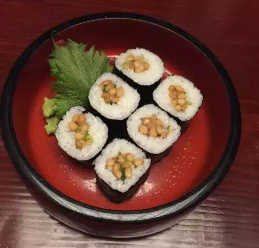 没吃过寿司不足以谈人生，青岛最好吃的8家寿司在这里！看饿了…