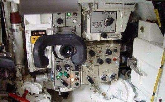 中美俄主战坦克驾驶舱内部特写, 一起来看看谁家的最科幻?