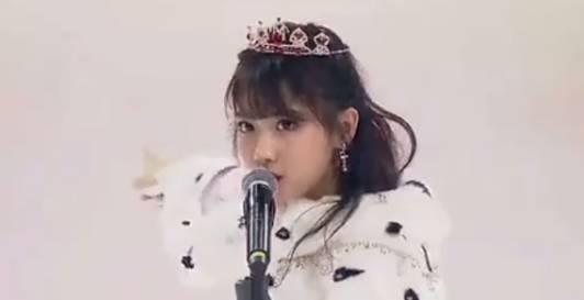 SNH48李艺彤直播骂人，咒炸成烟花，这个女团戏太多