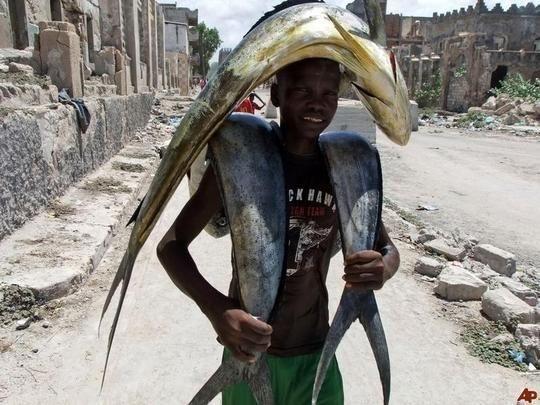以海盗闻名世界的索马里是什么样的国家，平时又是怎么样的生活