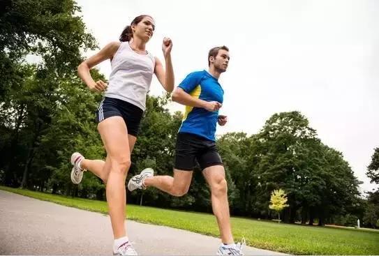 每天慢跑30分钟——30天让你瘦成90斤！