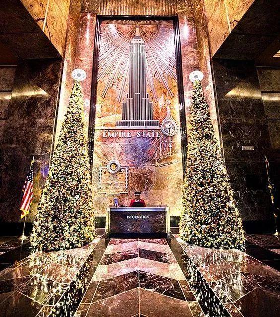 《金刚》《北京遇上西雅图》拍摄地——纽约帝国大厦圣诞献礼
