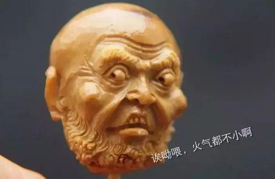 蜜蜡手串怎么盘？这组文玩人专用表情包绝了！