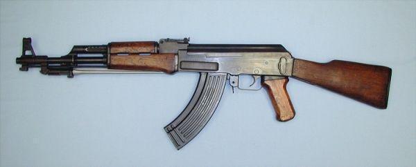 AK47、AKM、56式冲锋枪的特点，不要再傻傻的分不清楚了！