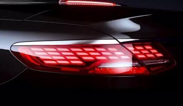 新款奔驰S级Coupe官图发布，三款车型齐上阵！