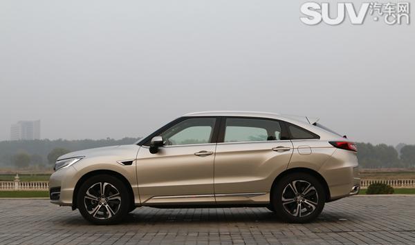 后排乘客也重要 30万左右带后座加热SUV