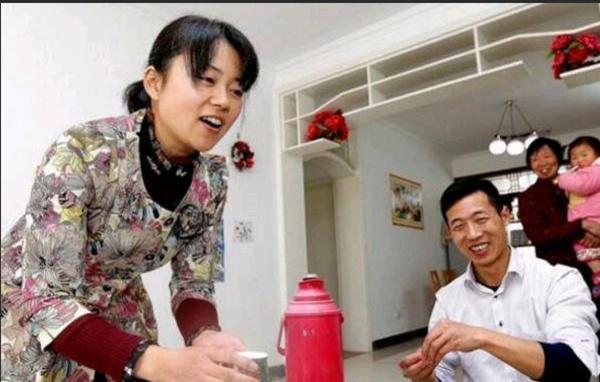  How is the life of the young man from Henan who went to Japan to work and married the daughter of the mayor of Japan?