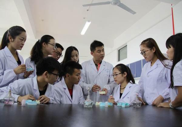 这六所重点大学临床医学专业实力最强,考上了就等于拿到铁饭碗!