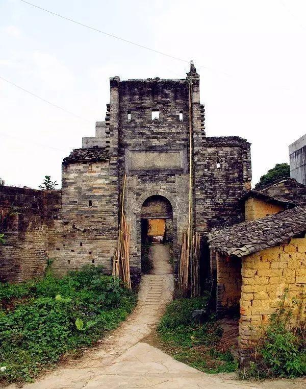 最新消息称：化州小巷子哪里有青少年活动中心？推荐与选择指南