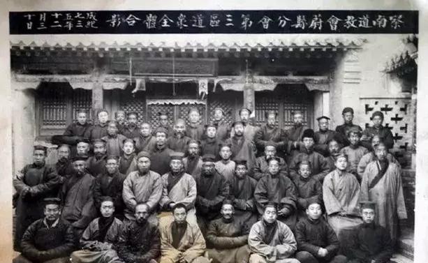 实拍，百年前中国道士的真实形象，真正的仙风道骨！