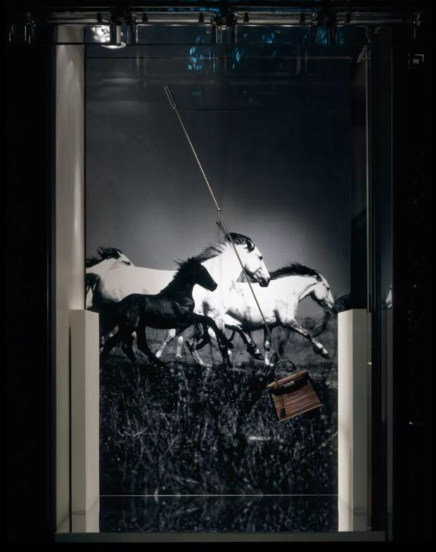 原研哉、深泽直人、佐藤大爱马仕橱窗100期,都是顶尖艺术品!