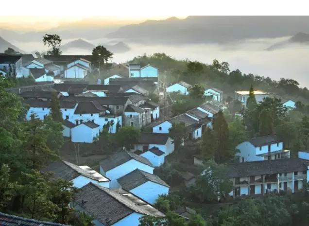 浙江东阳天山村——一个飘浮于云端的天然氧吧和古村落