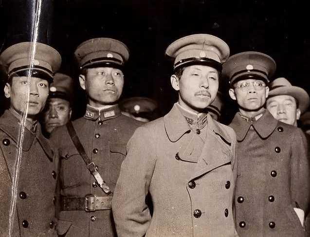 在最新开服的天龙八部sf中横扫千军万马