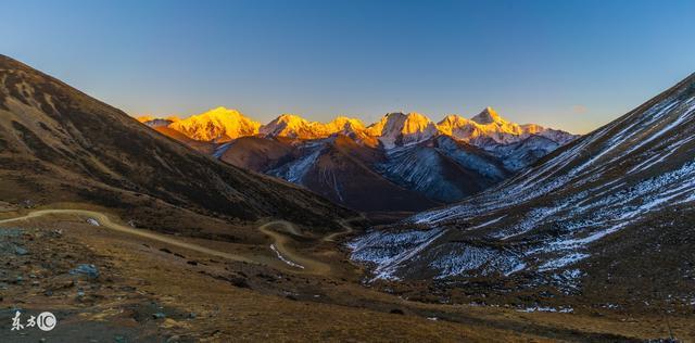 盘点中国十大山脉高峰排行，这些又高又美的山，它居然排第二？