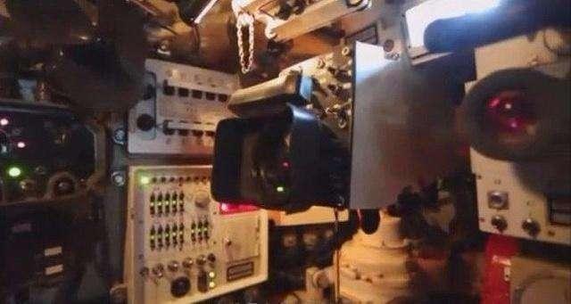 中美俄主战坦克驾驶舱内部特写, 一起来看看谁家的最科幻?
