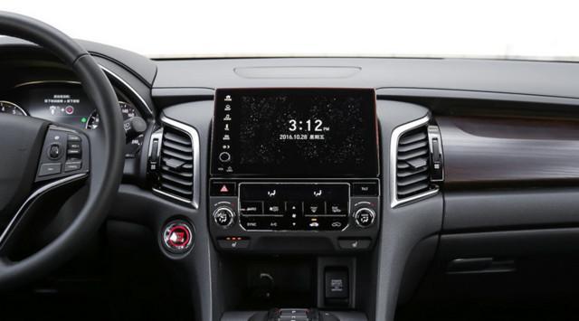 本田全新SUV，全景天窗2.0直喷涡轮发动机，9AT变速箱