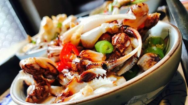 美食好店｜青岛明星餐厅：开海红岛海鲜虾水饺