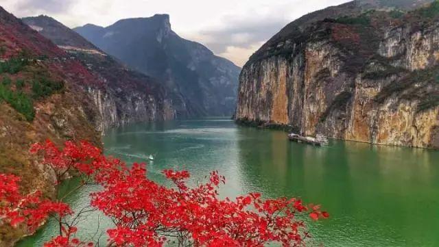 徒步危石鸟道，登临三峡之巅，奉节县打造中国最美步道