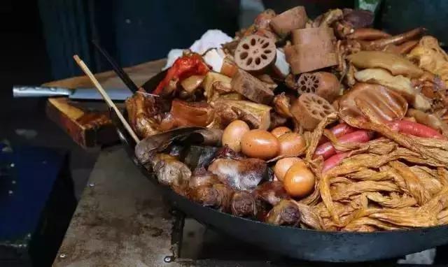 来武汉，你必须打卡的22条高人气美食街！