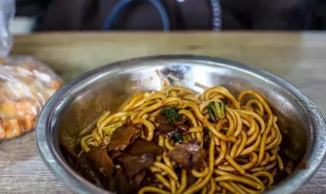 来武汉，你必须打卡的22条高人气美食街！
