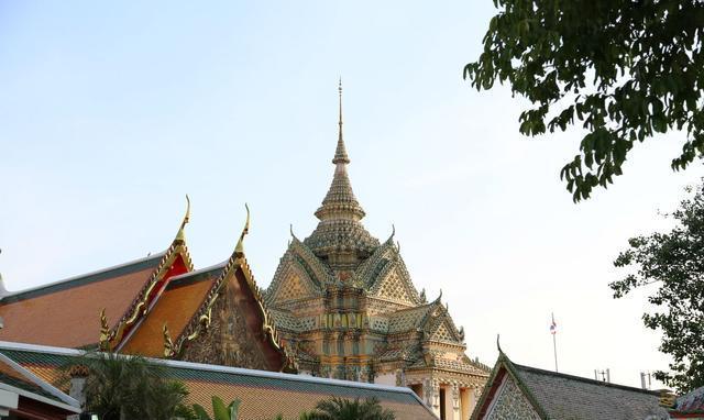 泰国旅游 曼谷历史最悠久和最大的寺庙 卧佛寺(Wat Pho)