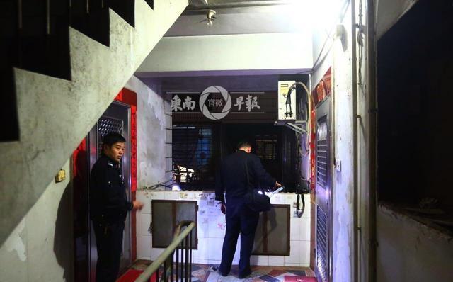 泉州市区：昨夜一中年男子东街跳楼，当场身亡！