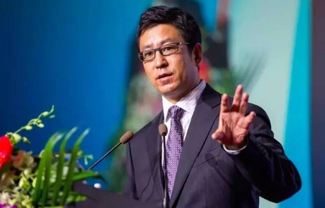 白岩松:同学,除了努力读书,你真的是没有其他路能走!