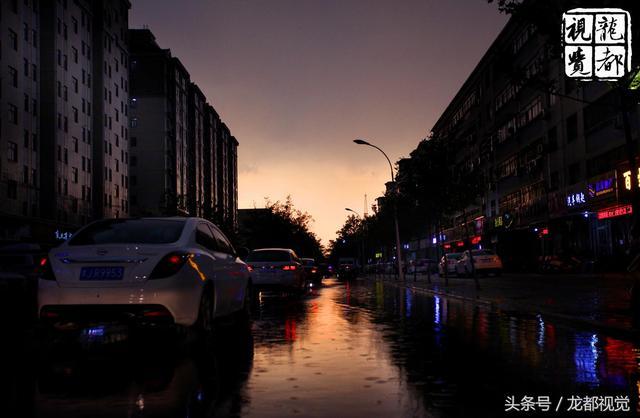 闪电、大雨、落日、夕阳！摄影师拍下狂风大雨中的濮阳，太美了！