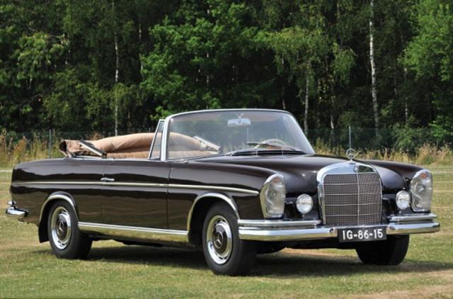Mercedes-Benz 300 SE Cabriolet