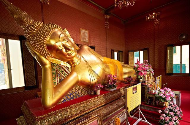 泰国旅游 曼谷历史最悠久和最大的寺庙 卧佛寺(Wat Pho)