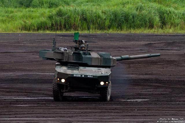 日本开始量产最强装甲车，可两公里外歼敌，比中国的就差远了