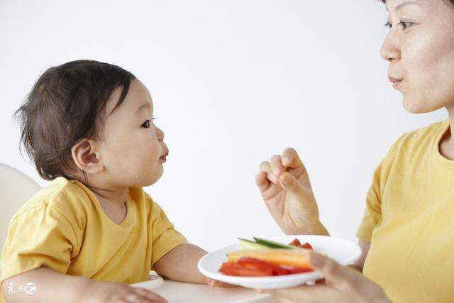 宝宝饮食不当会发生意外，你注意过吗？