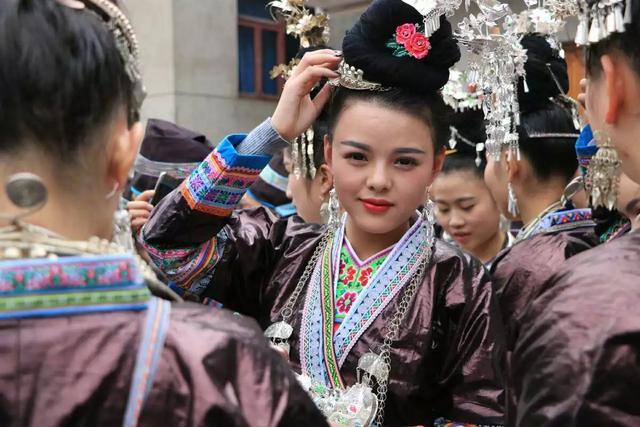 「侗族美女图集」贵州黎平享誉“美人窝”的侗寨美女真的太多啦！