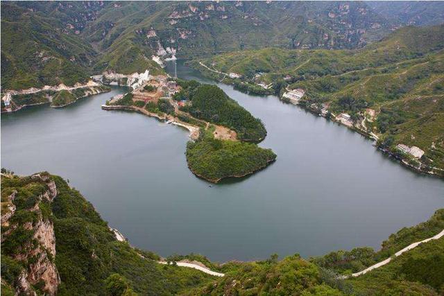 保定龙潭湖自然风景区