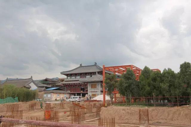 建造寺院、塑画佛像的功德利益