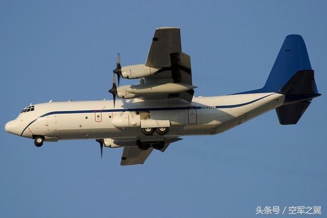 C-130皮实耐用很成功 中国也曾装备两架民用型