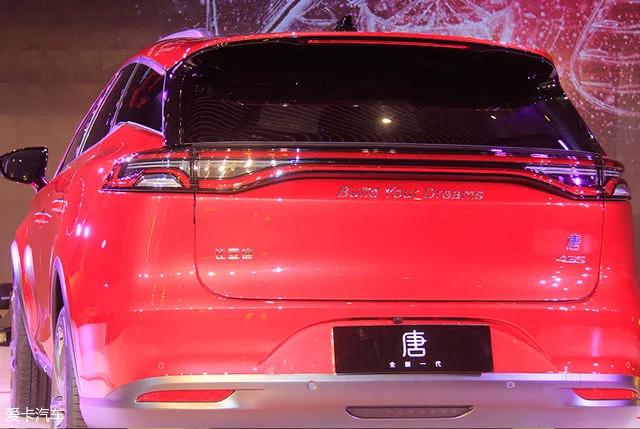 比亚迪迎来豪华科技于一身的全新一代旗舰SUV！