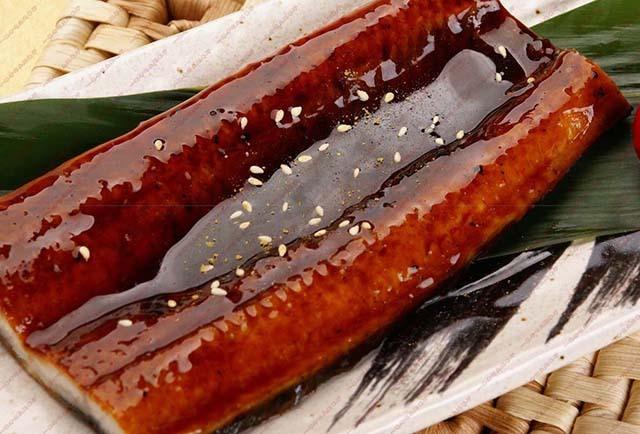 鳗鱼和鳝鱼是同一种东西吗？日本人那么爱吃的鳗鱼就是鳝鱼？