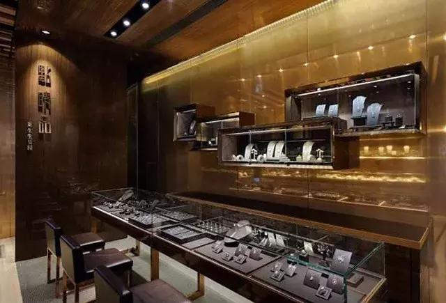 去香港买买买，哪些牌子和内地的差价大？这样买名牌更省钱！