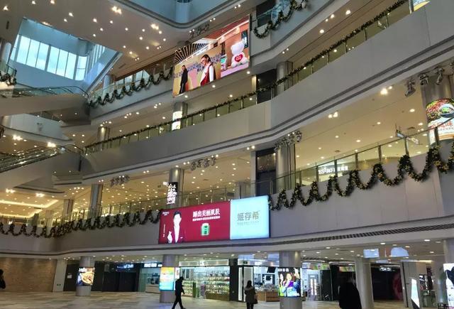 宁波又一座吃货大楼崛起！吃货妹亲测！怒吃12家店！千万别错过！