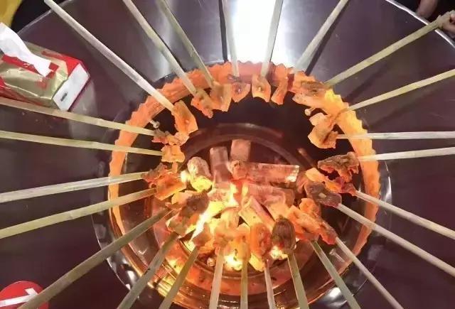 来武汉，你必须打卡的22条高人气美食街！