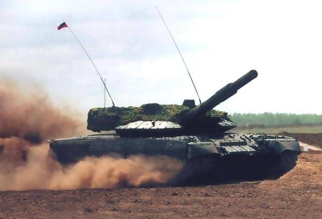 失落的王者：俄罗斯黑鹰主战坦克