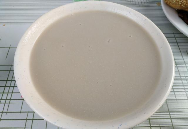 老北京豆汁外地人难接受 豆汁究竟什么味道