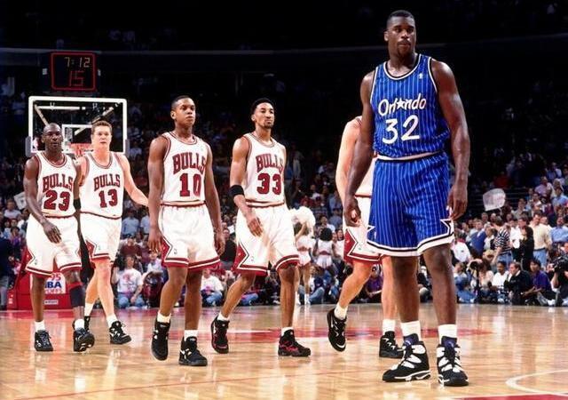谁是NBA历史最强新秀? 神兽菜鸟赛季狂砍37+27!