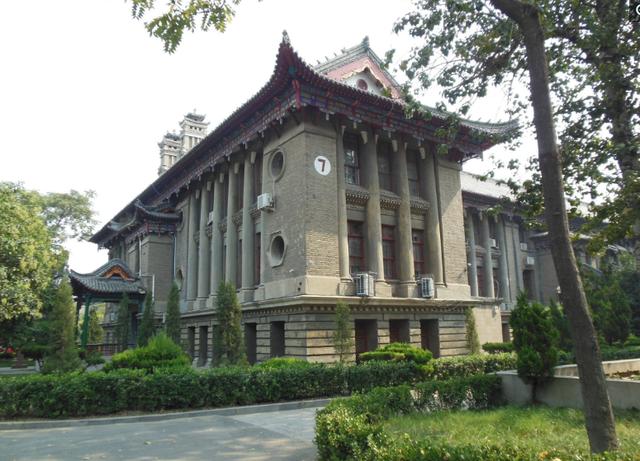 中国最憋屈的百年名校，就在河南！！