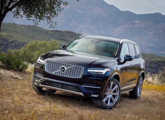 2017款沃尔沃XC90 平行进口约66.5万元