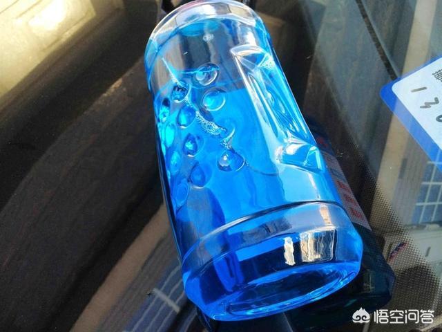 汽车的玻璃水可用洗洁精加水代替吗？