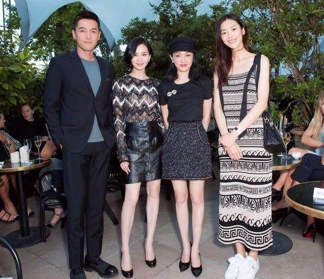 43岁周迅和30岁刘诗诗撞衫,小13岁输个精光,一个大妈一个少女