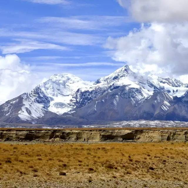 日喀则学生如何找到100元3小时的附近电话服务？